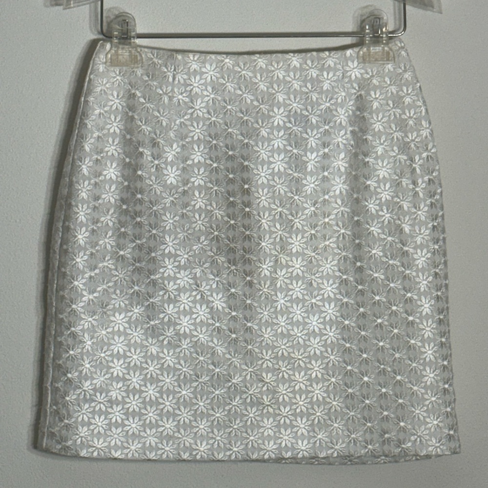 Vintage Tina Hagen Ivory Daisy Embroidered Skirt Size Small Petite